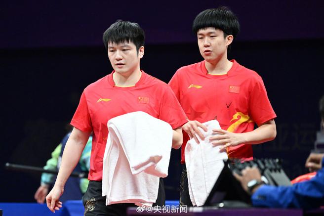 中国男乒组合vs韩国